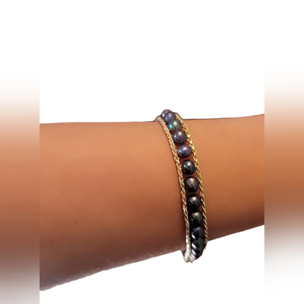 Real Natural Freshwater Black Pearl, 14-Karat Solid Gold Bracelet - Picture 3 of 4